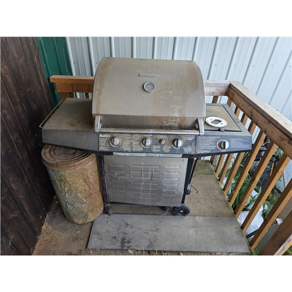 *OFFSITE* BBQ and garbage can