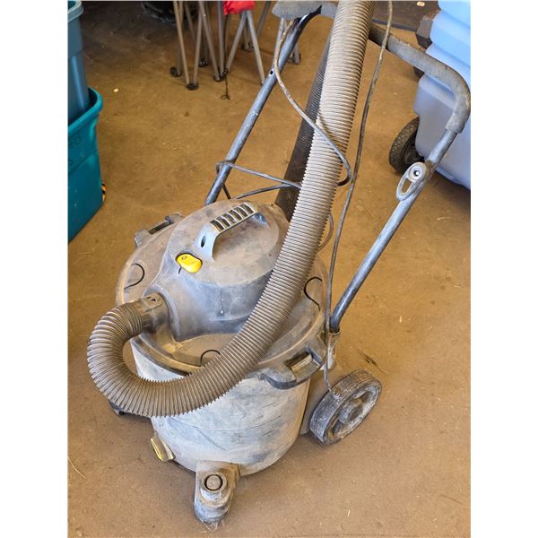 *OFFSITE* Mastercraft Shop Vac w/ Hose