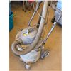 Image 1 : *OFFSITE* Mastercraft Shop Vac w/ Hose