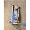 Image 1 : *OFFSITE* Napa Floor Jack