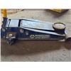 Image 4 : *OFFSITE* Napa Floor Jack