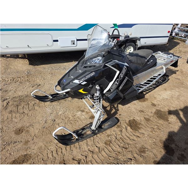 2018 Polaris SKS 800 snow mobile- needs motor - VIN: SN1ELs8P4JC177545