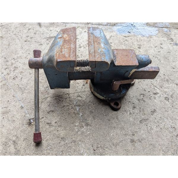Mini Bench Vice, 5” Opening, 4” Wide