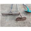 Image 3 : Spade, Rake, Garden Hoe