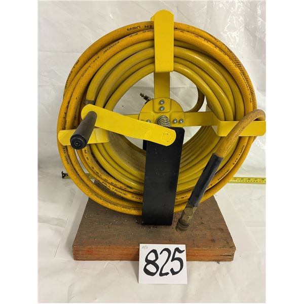 Air Hose & Reel, 100+ Feet