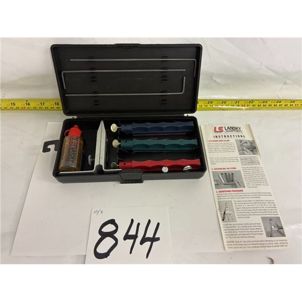 LS Lansky Sharpener & Oil in Case
