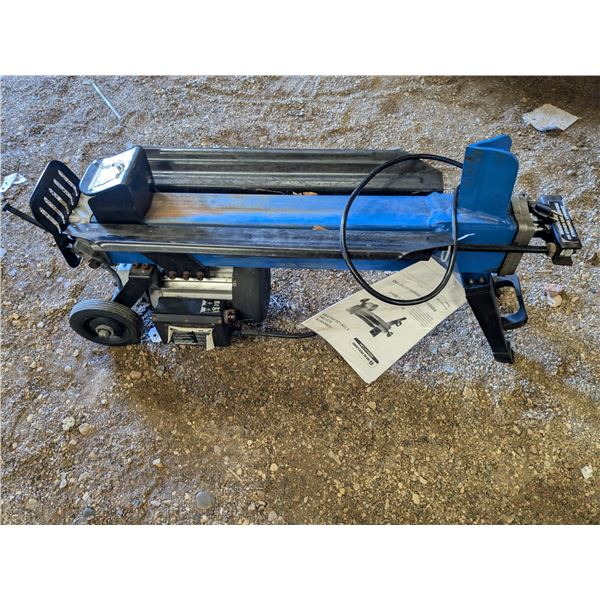 New Holland 5-ton Log Splitter