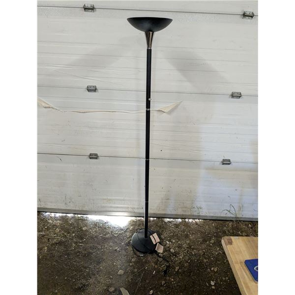 70" Tall Floor Lamp, Working