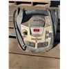 Image 1 : Schumacher Instant Power Eliminator w/ Air Pump - Working
