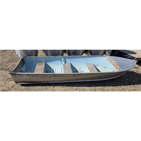 Aluminum boat- 14FT- NO: DOT113508