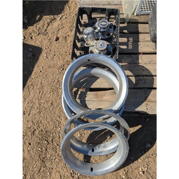 Hubcaps & Wheel Trim for GMC/Chevy Truck