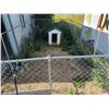 Image 3 : *OFFSITE* Dog Run & Doghouse