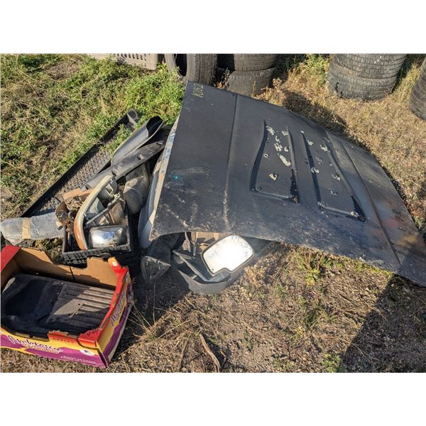 *OFFSITE* Large Pile of Assorted Used Vehicle Parts