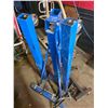 Image 4 : *OFFSITE* Engine Hoist