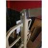 Image 4 : *OFFSITE* Disability Lift