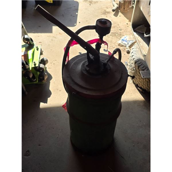 *OFFSITE* Oil Barrel with Hand Pump – Empty