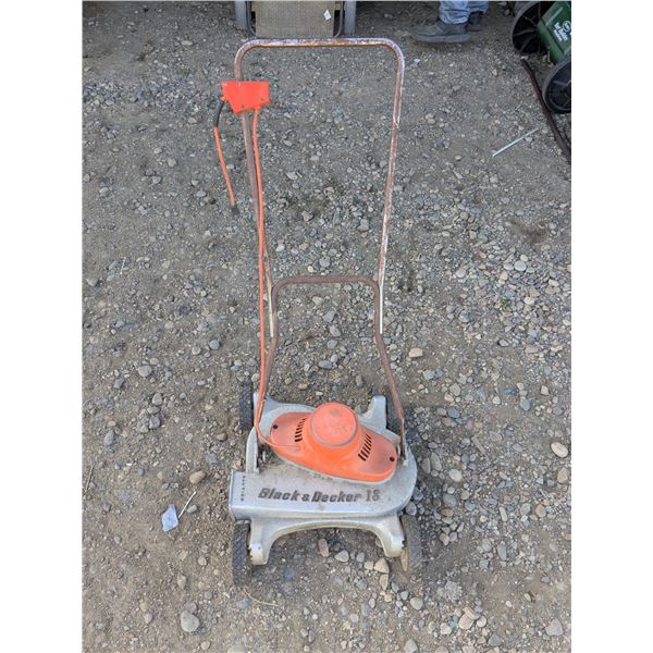 Vintage 18” Black & Decker Electric Mower