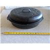 Image 3 : (2) Roaster Pans – Medium & Large Oval