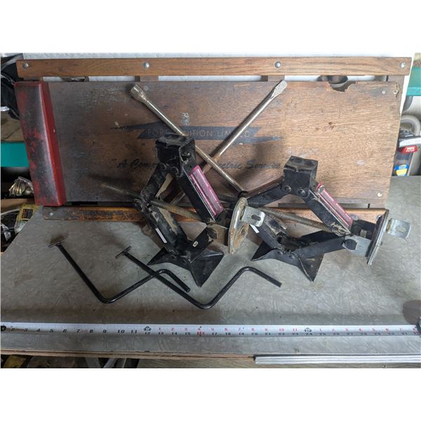 (2) 1 ½-ton Scissor Jacks w/ Creeper and Wheel Wrench