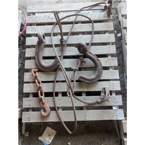 (2) Steel Cable Chokers w/ 12” Hooks, Chain Piece