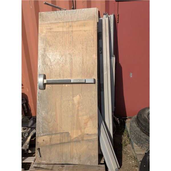 Pallet Lot – Doors & Frames