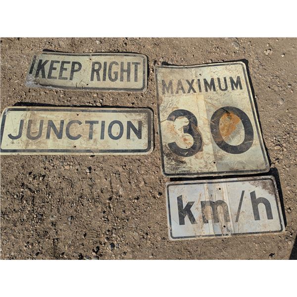 Road Sign Lot – “Keep Right”, “Junction”, etc.