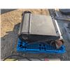Image 2 : Enclosed Auger Transfer Box - 10" Augers
