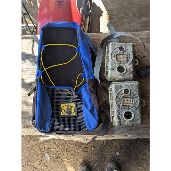 Mini Backpack, (2) Trail Cams