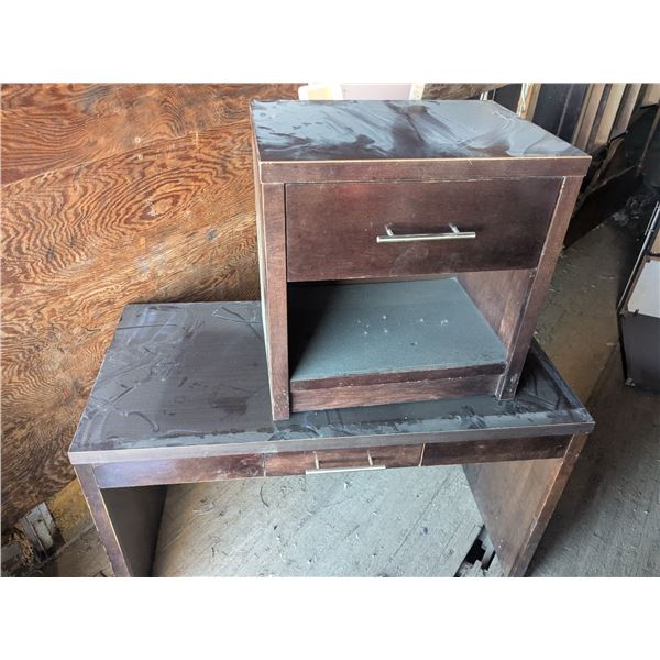 Matching Desk & End Table – Desk: 48”x 24”x 31”h, Table: 24[x=#8