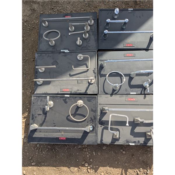 (6) Assorted Bathroom Fixture Displays
