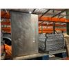Image 1 : SS Slime Line Waste Can W/10 Metro Wire 5' Shelves