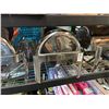 Image 2 : 3-Dome Lid Chafing Dishes - 3 X $