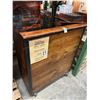 Image 1 : Rolling Hostess Station