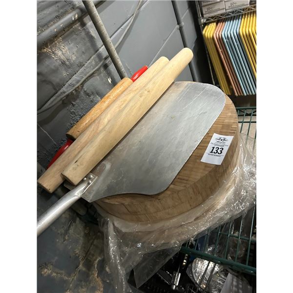 Round Cut Locks 4, Pizza Spatula, Rollers