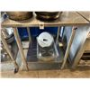 Image 1 : Boos  SS  2'  X  2'  Table w/Lip, Undershelf