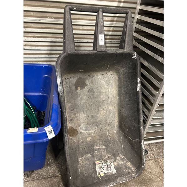 Black Rubbermaid Garden Wheelbarrow
