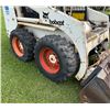 Image 11 : BOBCAT CLARK 732 SERIES SKID STEER WITH BUCKET/GRAPPLE - RUNS AND DRIVES! MECHANIC'S SPECIAL