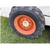 Image 12 : BOBCAT CLARK 732 SERIES SKID STEER WITH BUCKET/GRAPPLE - RUNS AND DRIVES! MECHANIC'S SPECIAL