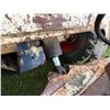 Image 26 : BOBCAT CLARK 732 SERIES SKID STEER WITH BUCKET/GRAPPLE - RUNS AND DRIVES! MECHANIC'S SPECIAL