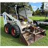 Image 2 : BOBCAT CLARK 732 SERIES SKID STEER WITH BUCKET/GRAPPLE - RUNS AND DRIVES! MECHANIC'S SPECIAL