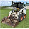 Image 4 : BOBCAT CLARK 732 SERIES SKID STEER WITH BUCKET/GRAPPLE - RUNS AND DRIVES! MECHANIC'S SPECIAL