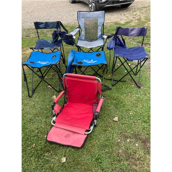 CAMP AND STADIUM CHAIRS AND TABLES, LOT