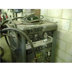 LINCOLN IDEALARC TIG 300/300 ARC WELDER
