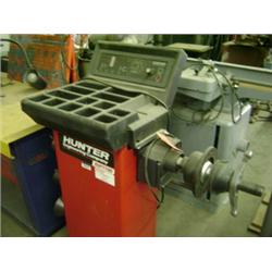 HUNTER TIRE BALANCER