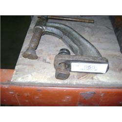 ACORN CLAMP