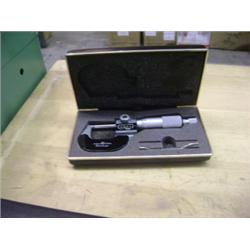 MITUTOYO 0-25MM MICROMETER