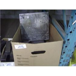 BOX OF TOOL HOLDERS
