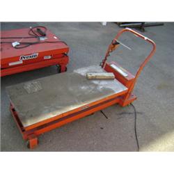 PRESTO HYDRAULIC CART WITH MOWER ATTACHMENT