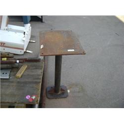 METAL STAND