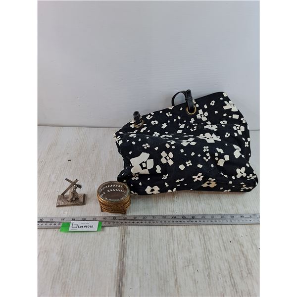 Jesus Carrying Cross Statue, Metal Jewelry Box, Black Purse